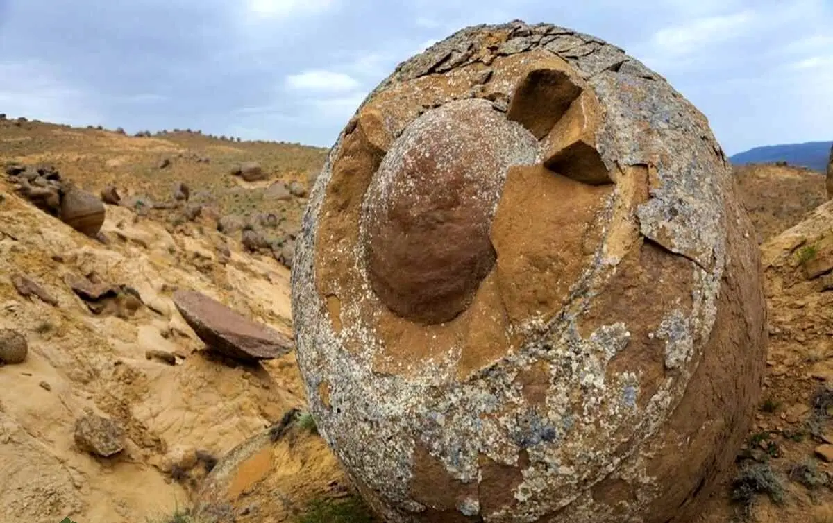 کشف تخم‌های اژد‌های سنگ‌شده در قزاقستان زمین‌شناسان را گیج کرده است