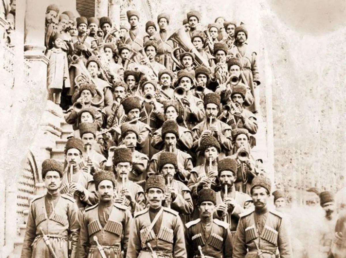 اولین سرود ملی ایران را چه کسی ساخت؟
