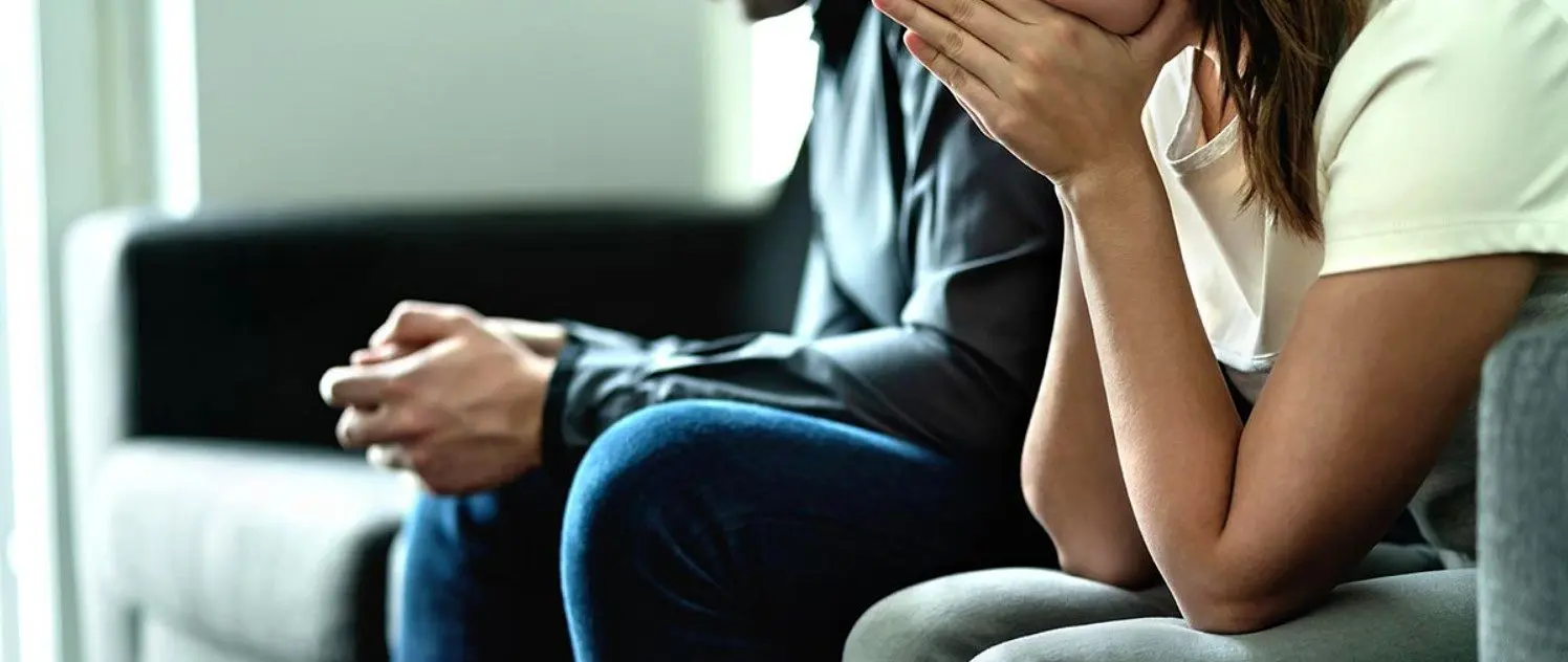 خیانت چطور رخ می‌دهد؟ ناگهانی یا برنامه‌ریزی‌شده؟ چطور از آن پیش‌گیری کنیم؟