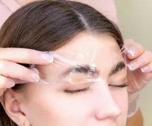 همه چیز درباره لیفت و لمینت ابرو + آموزش و مراقبت از آن