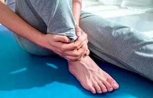 اقدامات اولیه برای درمان پیچ خوردگی مچ پا + ویدئو