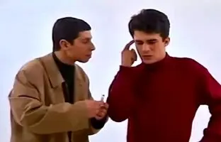 چرا برنامه طنز «سیب خنده» پس از ۲۷ سال مورد توجه قرار گرفته است؟ + ویدیو