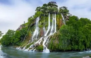 همسفر با بهار به آبشارهای لرستان؛ ۵ آبشار حیرت‌انگیز ایران که باید در بهار دید