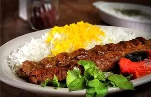 خوشمزه بپزید؛ طرز تهیه کباب کوبیده بازاری بدون ریزش با تمام فوت و فن آن