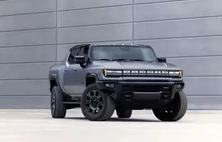 جی‌ام‌سی هامر برقی ۲۰۲۶ با شتاب زیر ۳ ثانیه معرفی شد