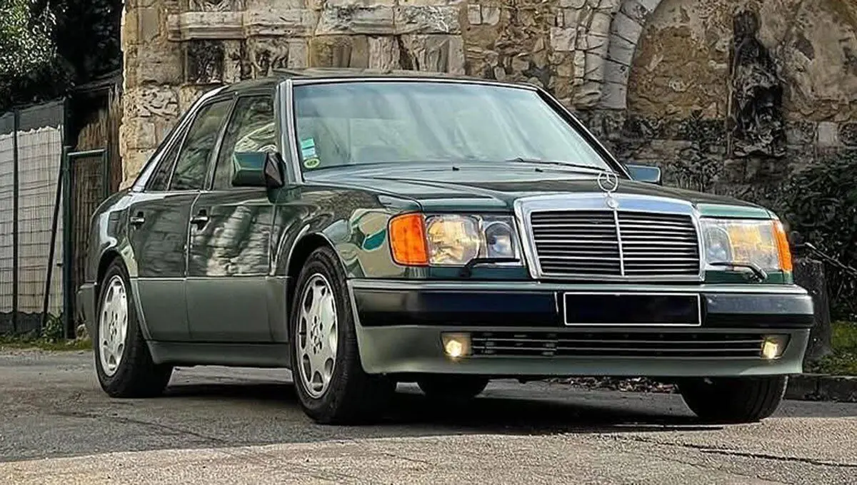 راهنمای خرید خودرو؛ مرسدس 500E؛ خودروی قدرتمندی که فرزند مشترک مرسدس و پورشه است + تصویر