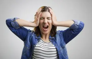 آیا شما هم دچار «اعتیاد به استرس» هستید؟ ۶ روش کاربردی برای رهایی از این رنج