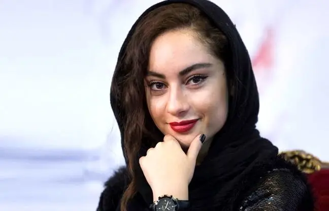  تصاویری جالب از چهره ترلان پروانه در یکی از فیلم‌هایش در ۱۴ سالگی + تصویر