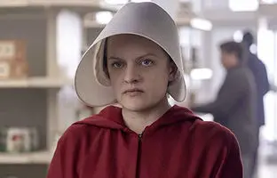  پایان ناامیدکننده قصه زنی که پیراهن قرمز به تن می‌کرد 