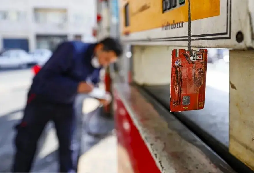 فوری: بنزین ۵ هزارتومانی به تعویق افتاد