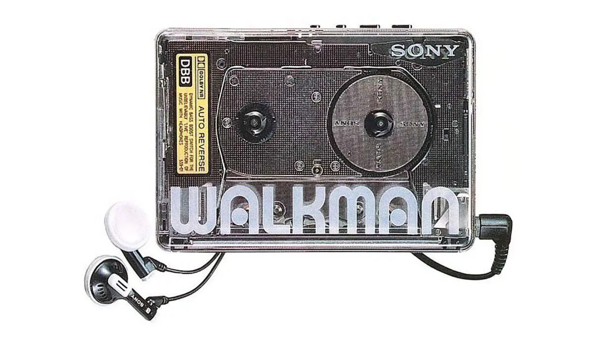 (تصویر) سونی WM-504 ؛ پخش کاست که به یک اثر هنری تبدیل شد