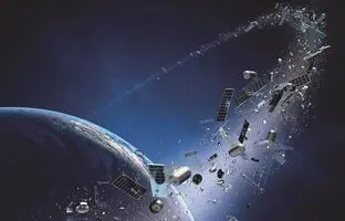 احتمال برخورد زباله فضایی به یک انسان چقدر است؟