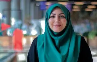 کنایه‌های المیرا شریفی مقدم به افزایش قیمت دلار