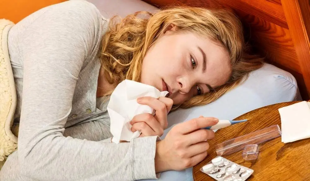 درمان‌های خانگی برای سرماخوردگی/ 14 روش طبیعی برای بهبودی سریع