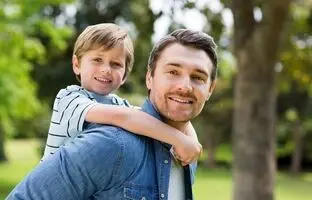 راهنمای فرزندپروری؛ چگونه کودکانی مهربان تربیت کنیم؟
