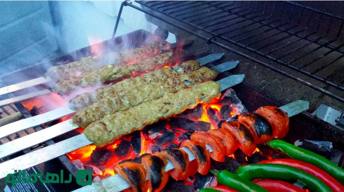 گوشت در هنگام طبخ چه واکنش‌های شیمیایی را از سر می‌گذارند؟