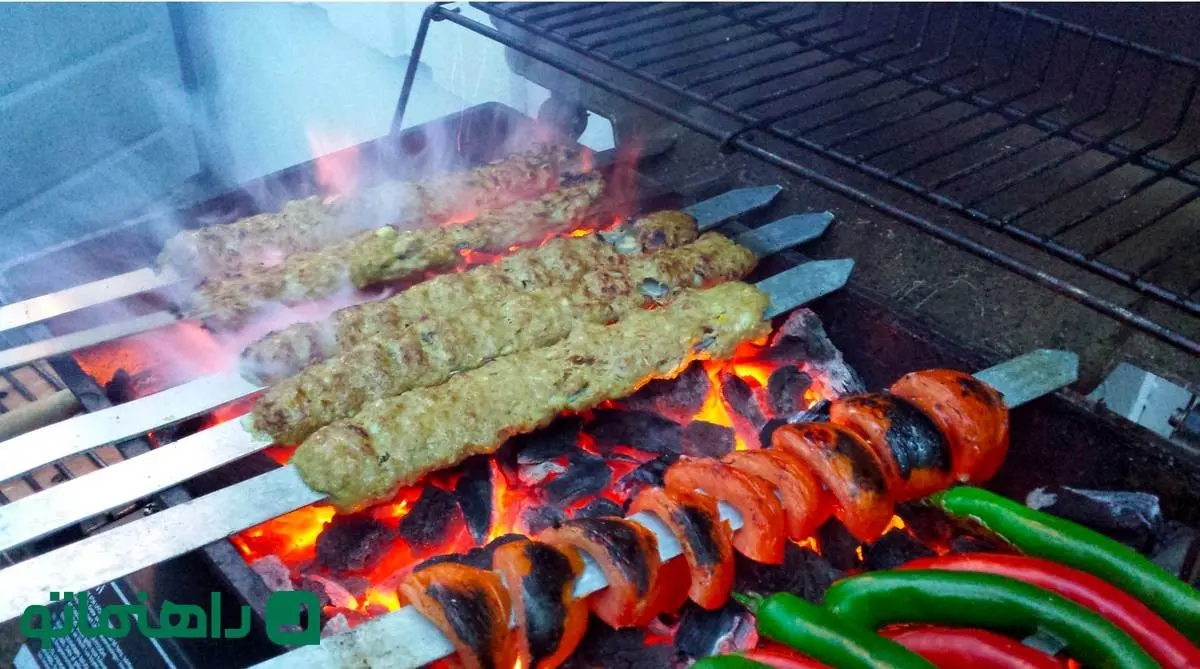 گوشت در هنگام طبخ چه واکنش‌های شیمیایی را از سر می‌گذارند؟