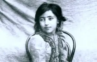تصویر رنگی‌شده و متفاوت از یک دختر ایرانی در زمان قاجار
