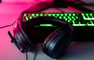 قبل از اینکه یه هدست گیمینگ دست دوم بخری، این نکات بدون