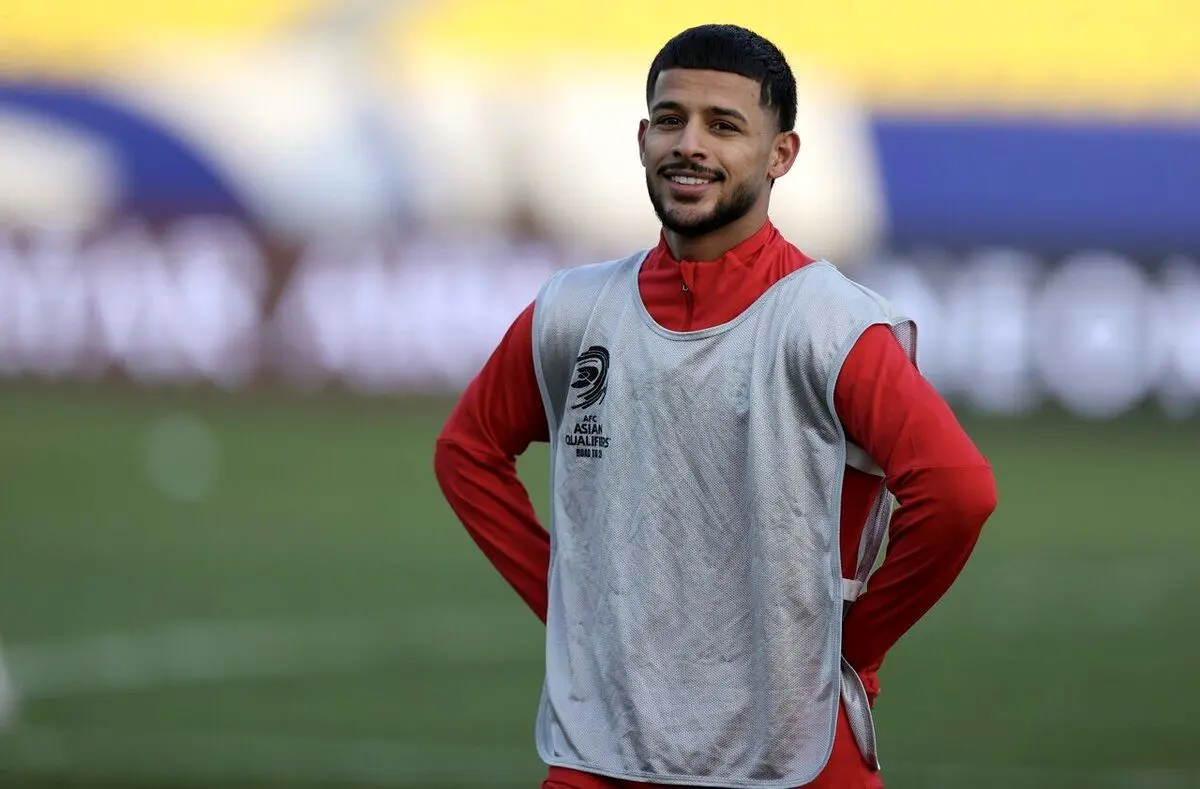 استایل خاص مهدی قایدی با شلوار شطرنجی در پاریس + عکس