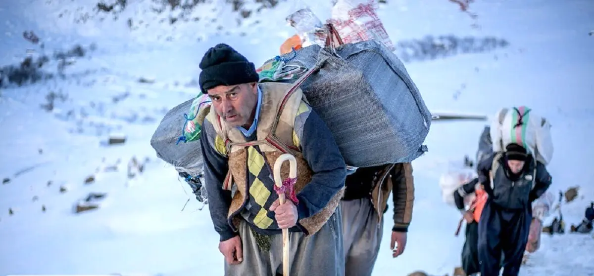 عکس قدیمی: کولبران قاجار حدود ١٩٠٠ 