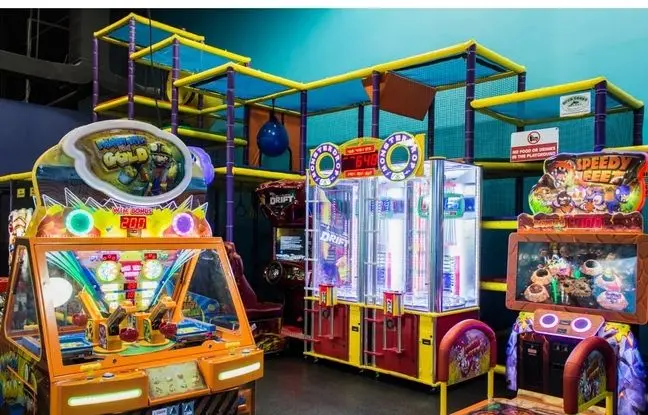 بهترین شهربازی های سرپوشیده تهران؛ سرگرمی خنک خانوادگی در تابستان