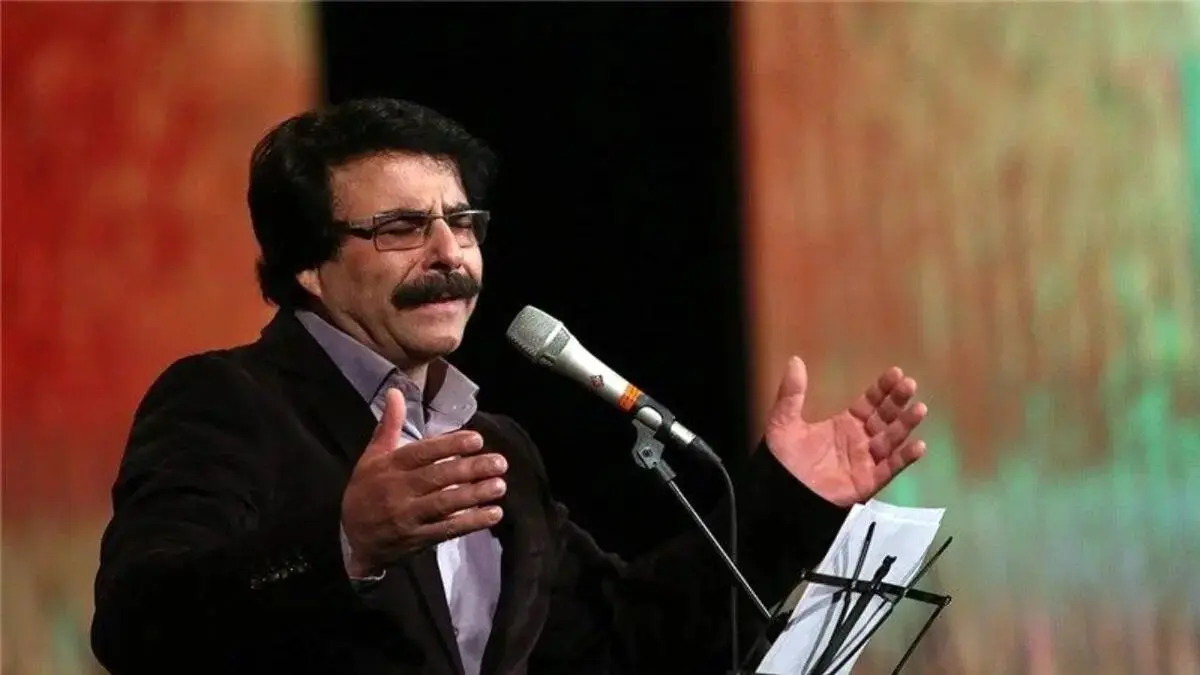 علیرضا افتخاری هم پلی بک خواند! + ویدئو