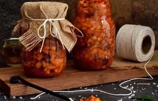 ترشی را باید در این ظرف نگه‌دارید
