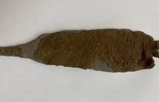 کشف خنجر ۴۰۰۰ساله در غار