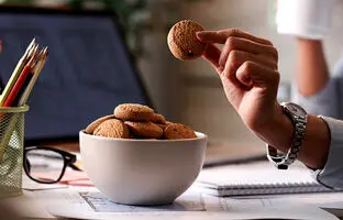 چند راهکار ساده برای ترک ریزه‌خواری +ویدئو
