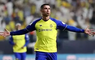 لاک زدن کریس رونالدو برای فرار از بیماری! + عکس