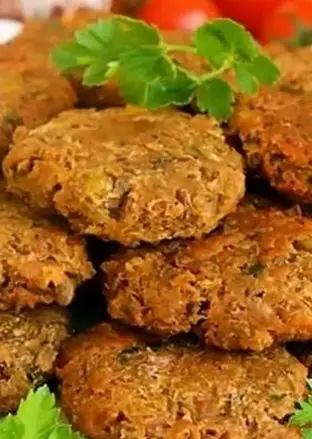 طرز تهیه کوکو عدس به دو روش متفاوت