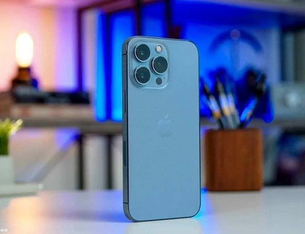 قیمت آیفون امروز دوشنبه ۱۶ مهر ۱۴۰۳