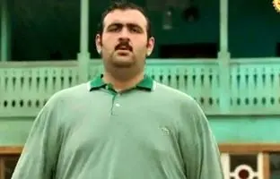 واکنش بهروز پایتخت به اتهام خریدن نقش + ویدئو
