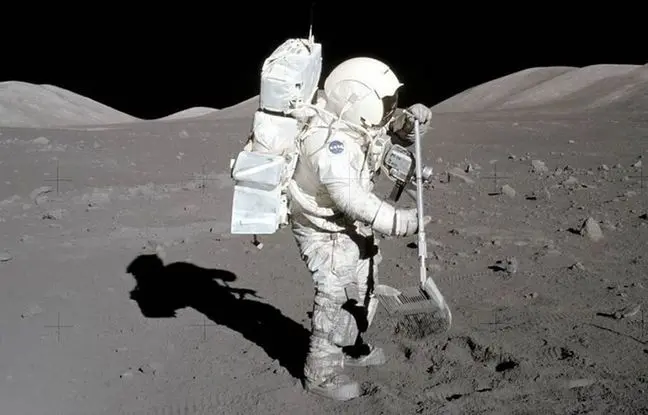 ماجرای دیده شدن سازه‌های عجیب روی ماه چه بود؟