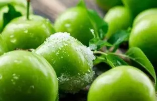 
توصیه مهم برای مصرف گوجه سبز
