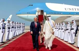 ترامپ در کاخ امیر قطر: خانه خوبی است + ویدئو