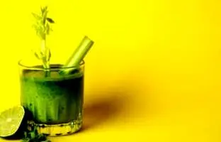 چگونه آب کرفس بگیریم ؟ + آموزش روش های مختلف
