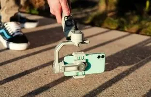 Smooth 5E؛ گیمبال هوشمند با کنترل اپل واچ و قیمت اقتصادی