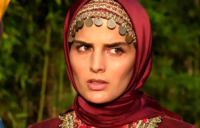 سوجان 2ساله در آغوش پدرش!