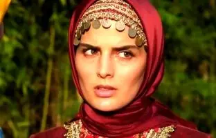 سوجان 2ساله در آغوش پدرش!