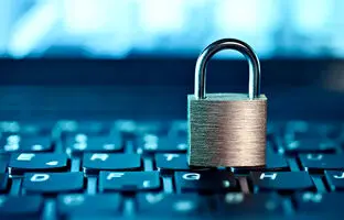 واکنش دو کلمه‌ای سخنگوی دولت به سوالی در مورد رفع فیلتر + ویدئو