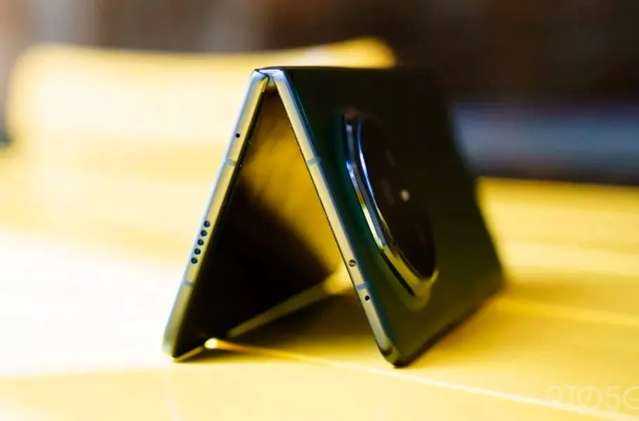 آنر گوشی تاشوی مجیک V5 را در تاریخ 11 تیر معرفی می‌کند