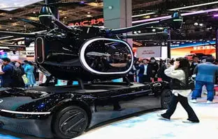 آزمایش موفق ماشین های پرنده در آمریکا + ویدئو