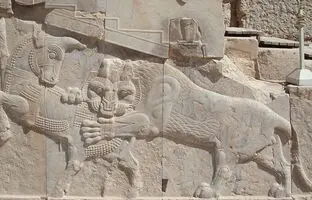 عکسی نوستالژیک از تخت جمشید: تجربه یک خارجی در سال ۱۳۵۰