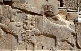 عکسی نوستالژیک از تخت جمشید: تجربه یک خارجی در سال ۱۳۵۰