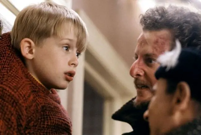  تغییر چهره بازیگران فیلم سینمایی تنها در خانه بعد از گذشت ۳۵ سال 