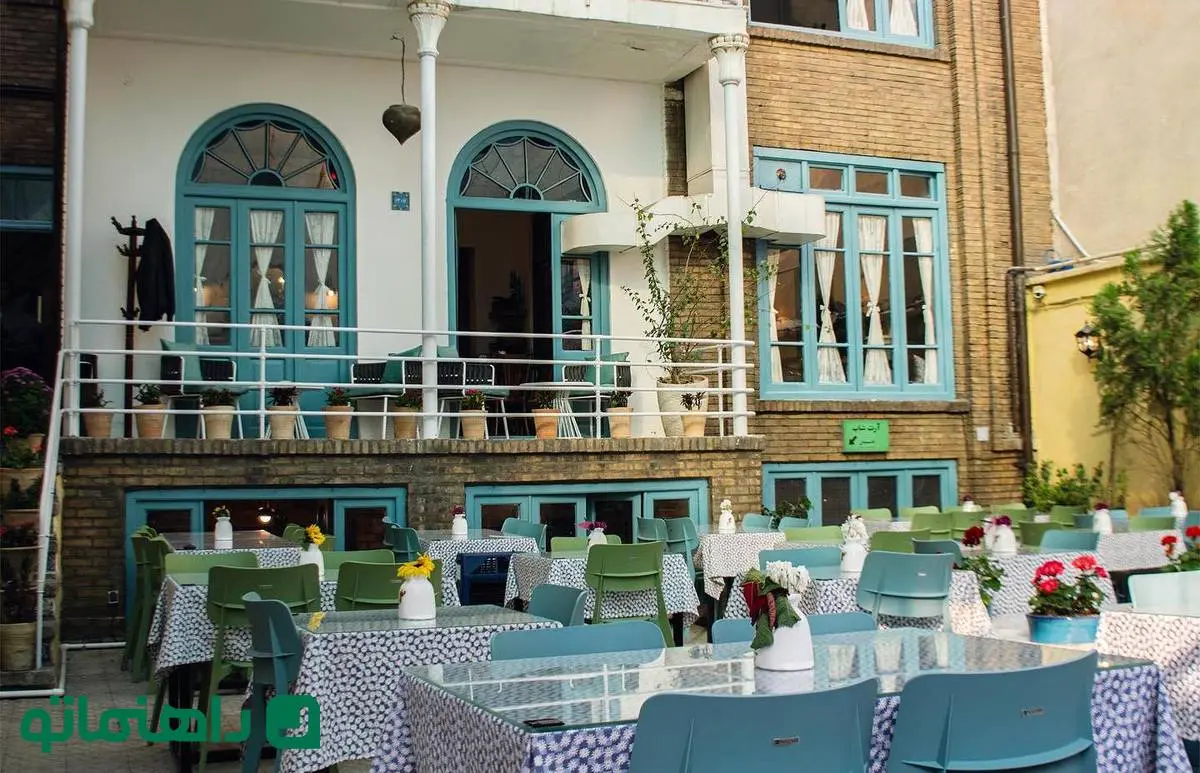 زیباترین کافه‌های روباز تهران؛ تلفیقی از حس نوستالژی و بهار