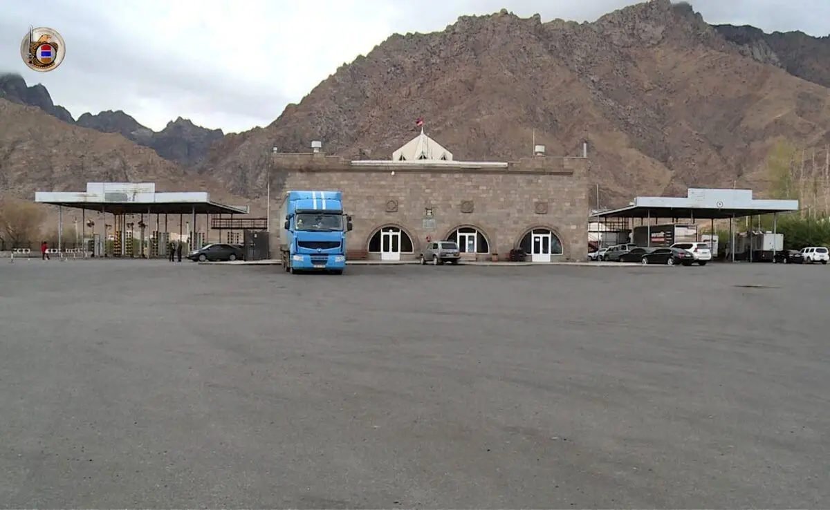 یک گذرگاه مرز ارمنستان و ایران به کنترل مرزبانان ارمنستانی درآمد