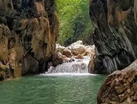 به جای دریا، در این رودخانه‌های خنک و زلال شمال آب‌تنی کنید